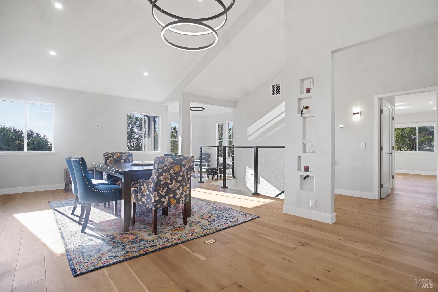 Detail Gallery Image 9 of 34 For 3330 Monterey Blvd, Oakland,  CA 94602 - 5 Beds | 3/1 Baths