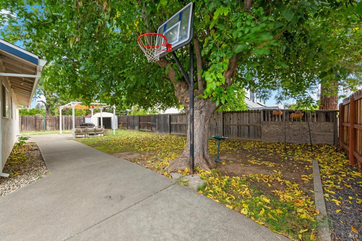 Detail Gallery Image 32 of 45 For 500 Gregory Dr, Vacaville,  CA 95687 - 3 Beds | 2 Baths