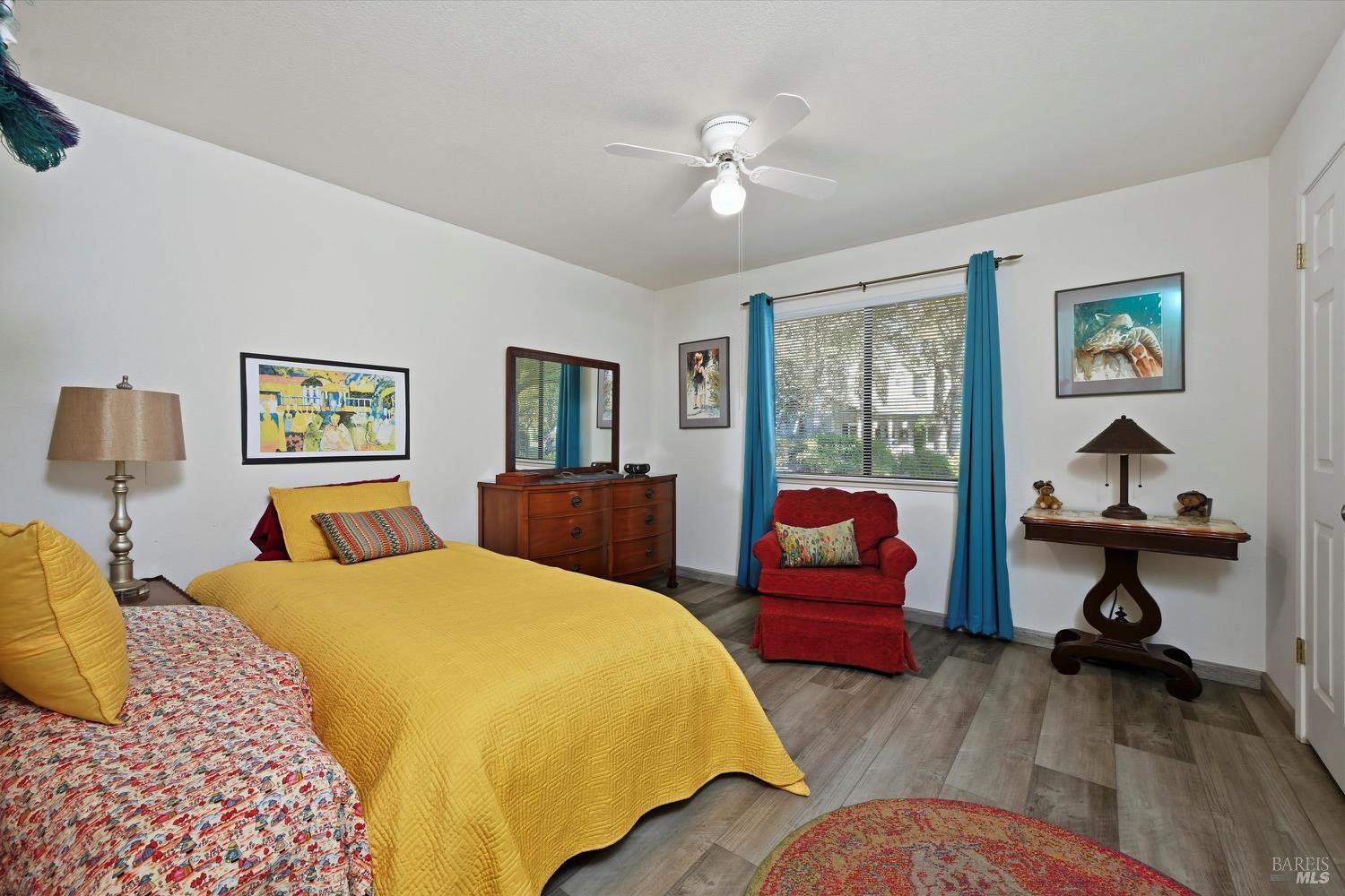 Detail Gallery Image 21 of 34 For 17937 Moon Hill Ct, Hidden Valley Lake,  CA 95467 - 3 Beds | 2 Baths