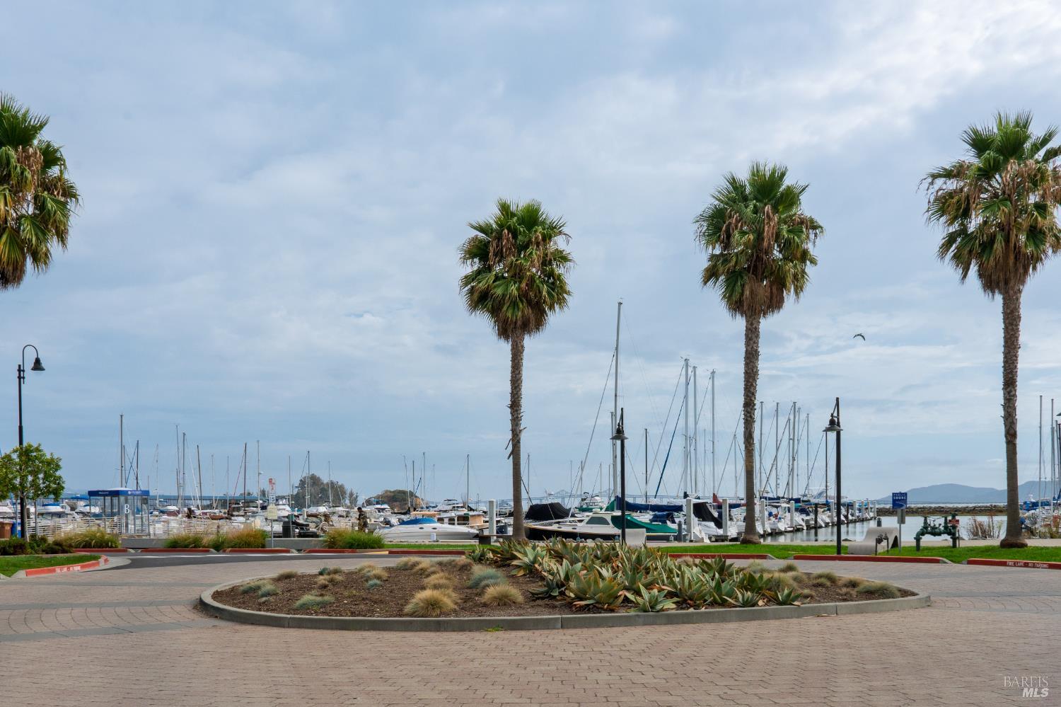 Detail Gallery Image 56 of 57 For 24 Bonnie Banks Way, San Rafael,  CA 94901 - 4 Beds | 3/1 Baths