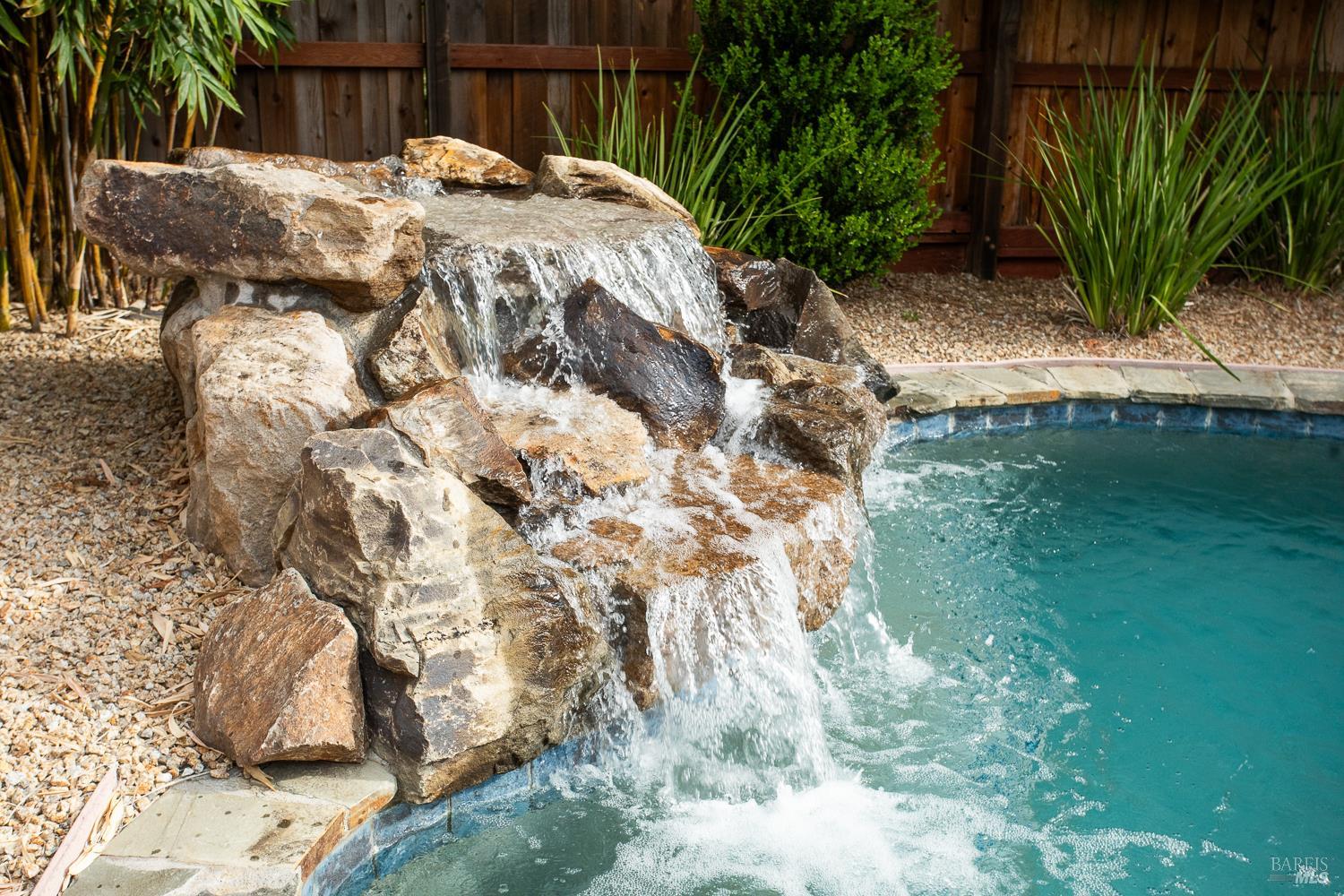 Detail Gallery Image 51 of 68 For 1440 Folsom Downs Cir, Dixon,  CA 95620 - 5 Beds | 3/1 Baths