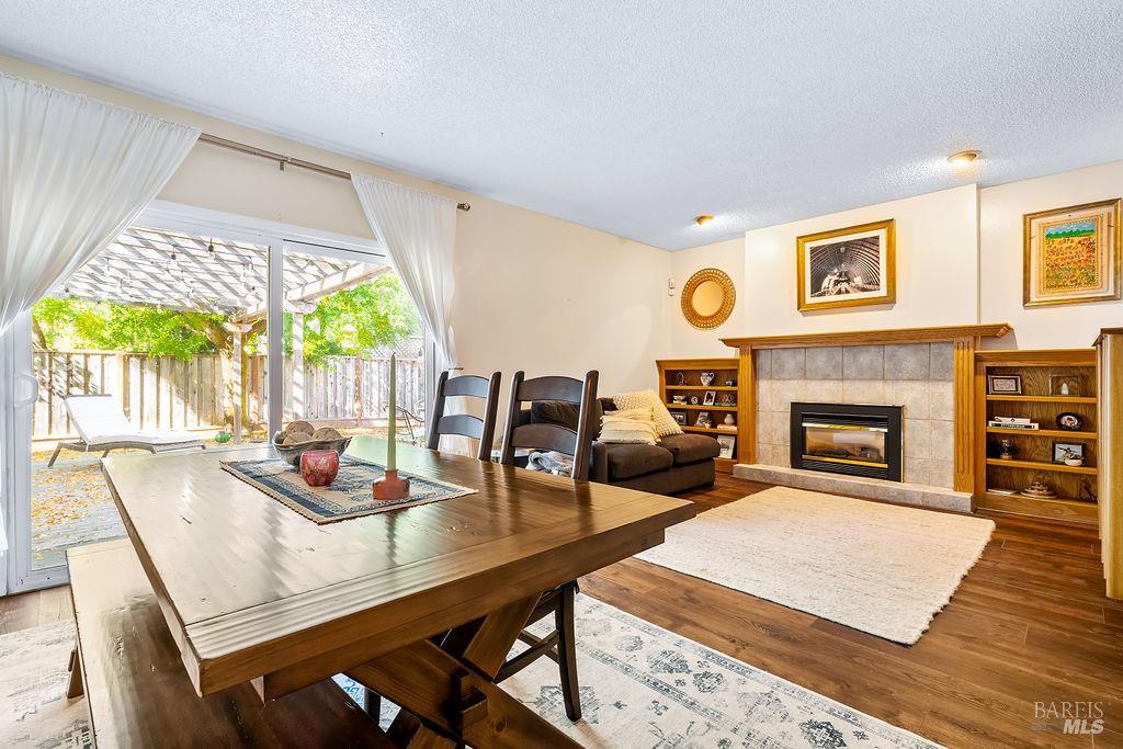 Detail Gallery Image 14 of 75 For 2635 Canterbury Dr, Santa Rosa,  CA 95405 - 3 Beds | 2 Baths