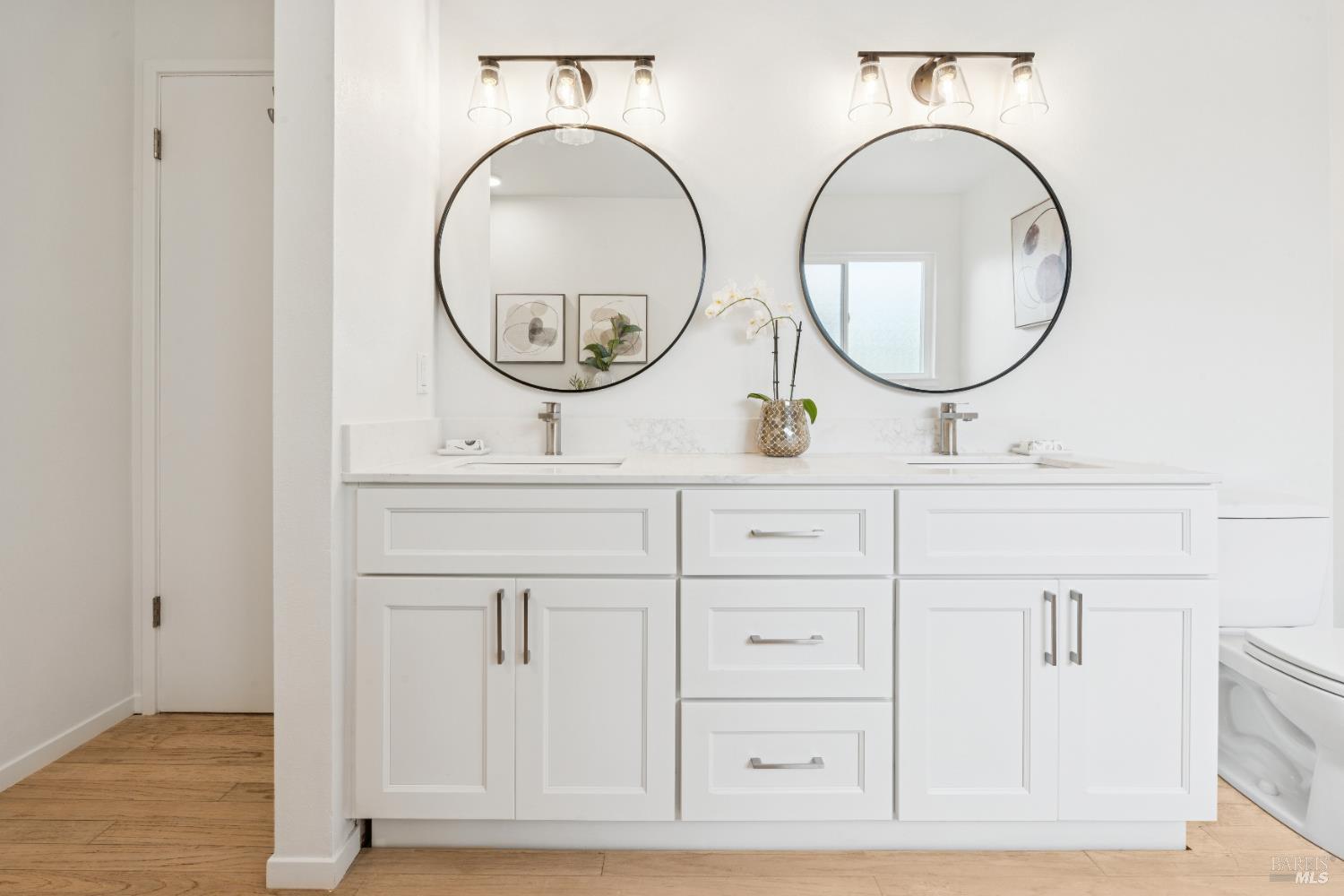 Detail Gallery Image 33 of 57 For 24 Bonnie Banks Way, San Rafael,  CA 94901 - 4 Beds | 3/1 Baths