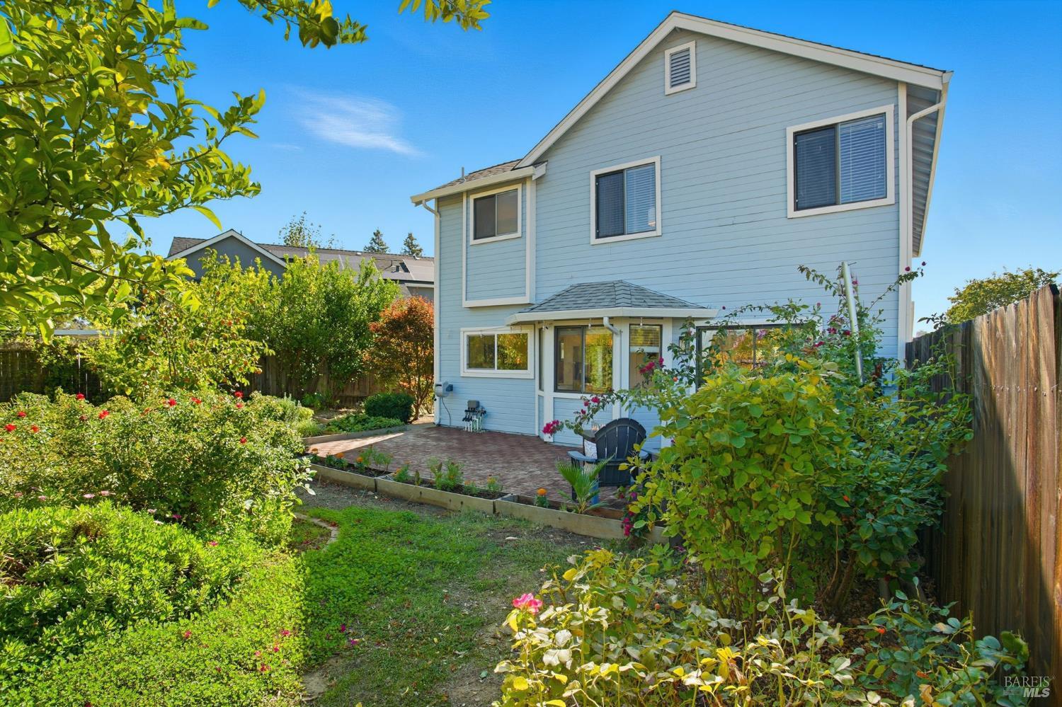 Detail Gallery Image 21 of 43 For 2420 Top Gallant Ct, Fairfield,  CA 94534 - 4 Beds | 2/1 Baths