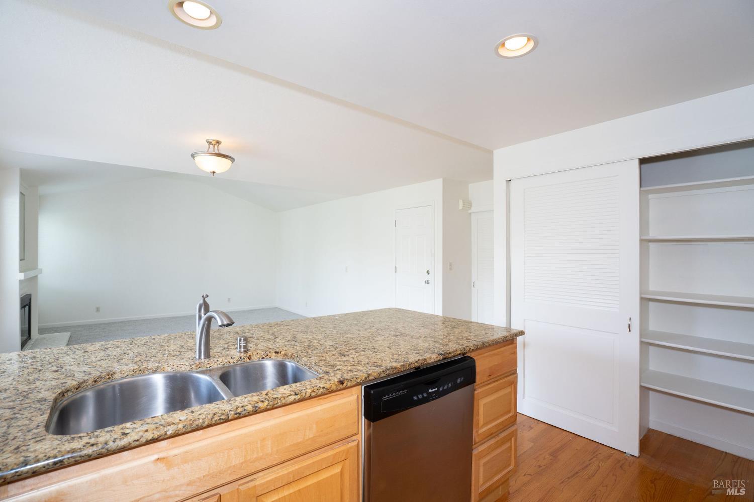 Detail Gallery Image 28 of 64 For 4248 Leafwood Cir, Santa Rosa,  CA 95405 - 3 Beds | 2 Baths