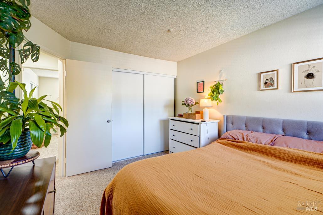 Detail Gallery Image 10 of 14 For 726 Orchard St, Santa Rosa,  CA 95404 - – Beds | – Baths