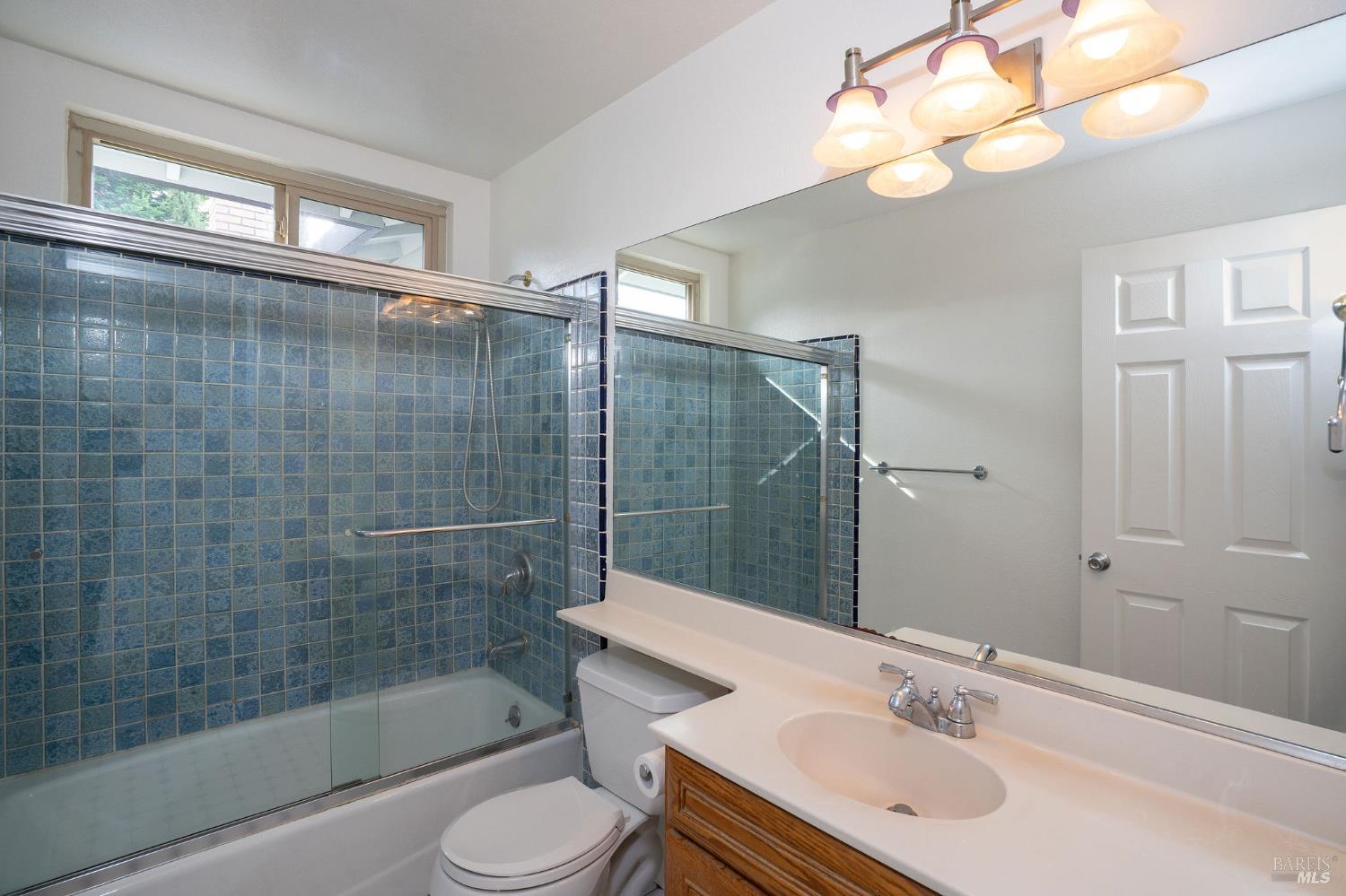Detail Gallery Image 50 of 64 For 4248 Leafwood Cir, Santa Rosa,  CA 95405 - 3 Beds | 2 Baths