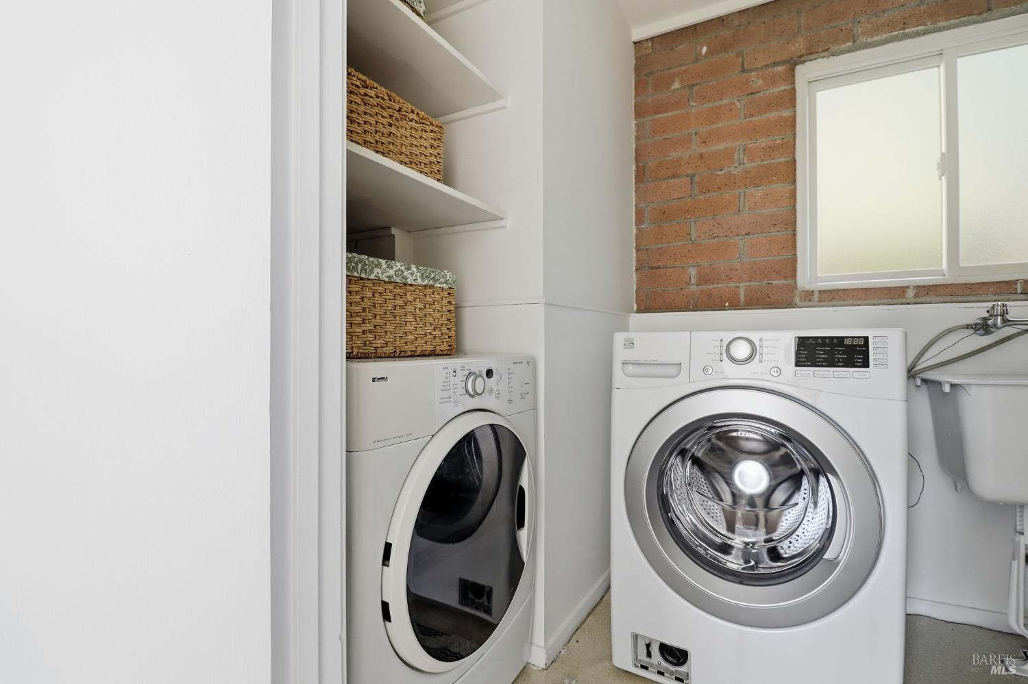 Detail Gallery Image 23 of 54 For 19 Cushing Dr, Mill Valley,  CA 94941 - 4 Beds | 3 Baths