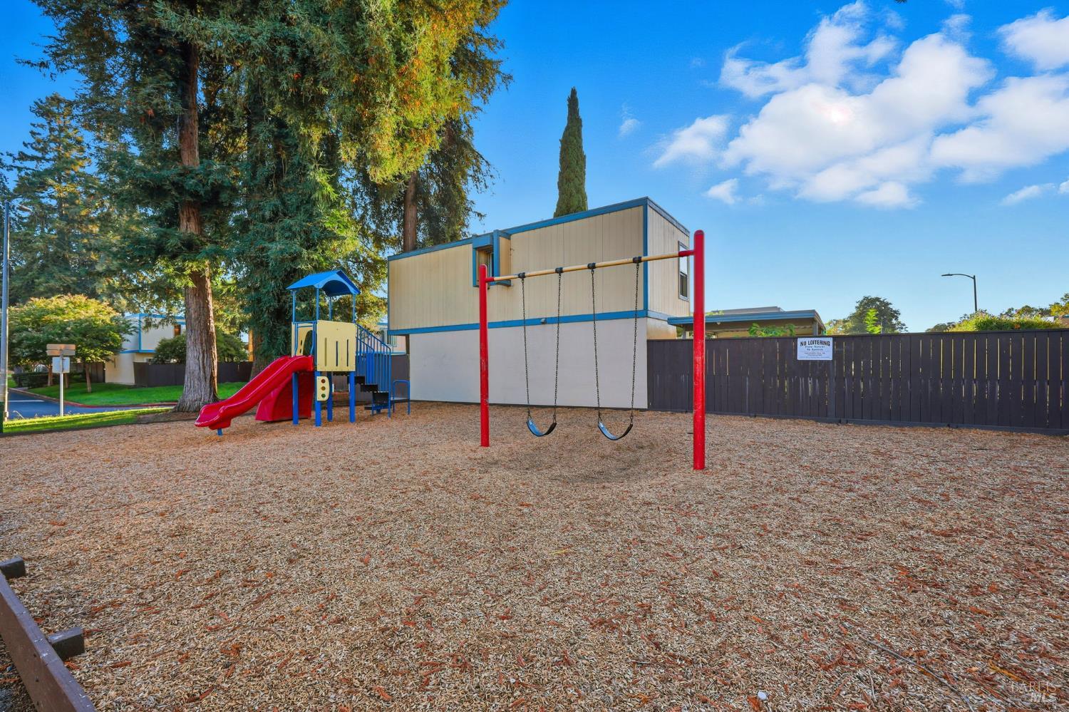 Detail Gallery Image 42 of 43 For 788 Simpson Pl, Santa Rosa,  CA 95401 - 3 Beds | 1/1 Baths