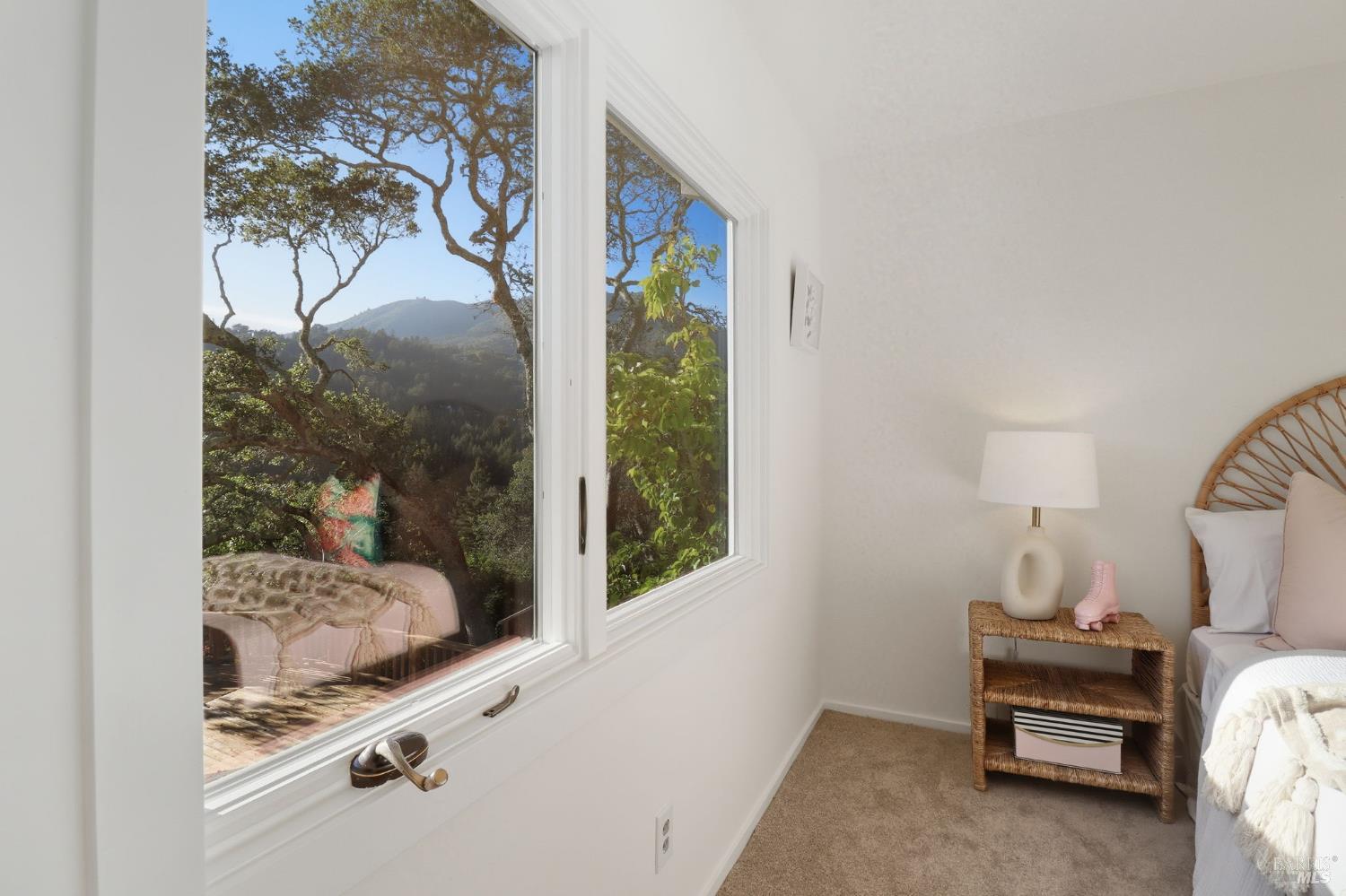 Detail Gallery Image 27 of 54 For 19 Cushing Dr, Mill Valley,  CA 94941 - 4 Beds | 3 Baths