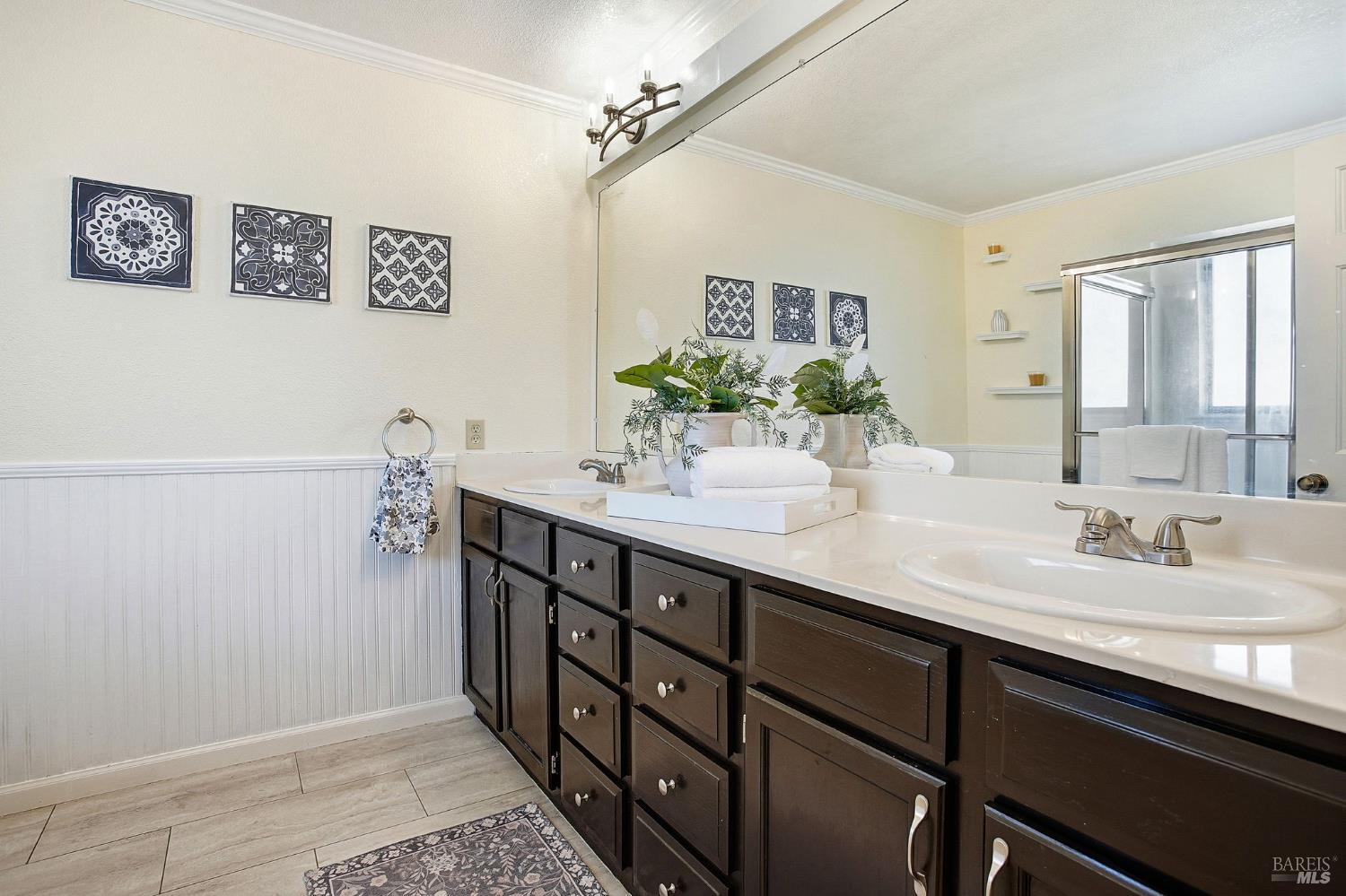 Detail Gallery Image 28 of 43 For 2420 Top Gallant Ct, Fairfield,  CA 94534 - 4 Beds | 2/1 Baths