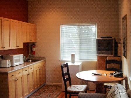 Detail Gallery Image 19 of 24 For 703 Jefferson St, Napa,  CA 94559 - – Beds | – Baths