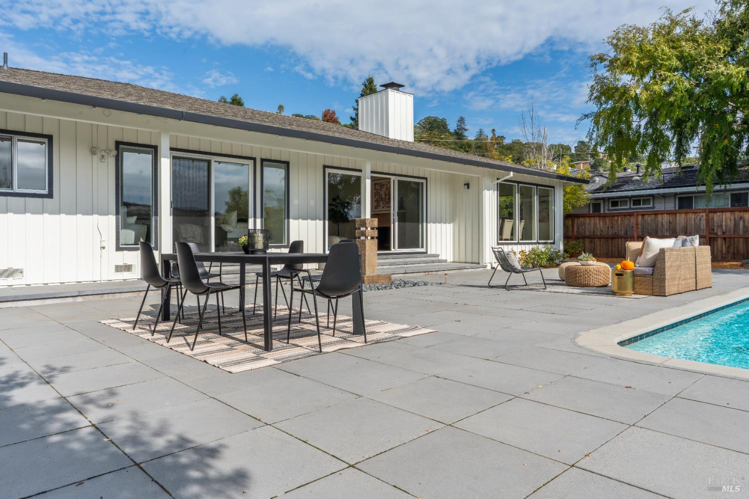 Detail Gallery Image 49 of 57 For 24 Bonnie Banks Way, San Rafael,  CA 94901 - 4 Beds | 3/1 Baths