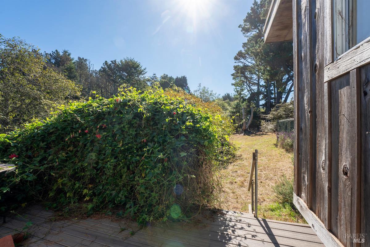 Detail Gallery Image 30 of 34 For 9001 N Highway 1 Unkn, Mendocino,  CA 95460 - 2 Beds | 0 Baths