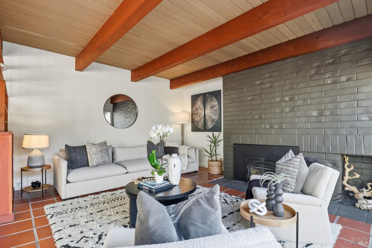 Detail Gallery Image 10 of 54 For 19 Cushing Dr, Mill Valley,  CA 94941 - 4 Beds | 3 Baths