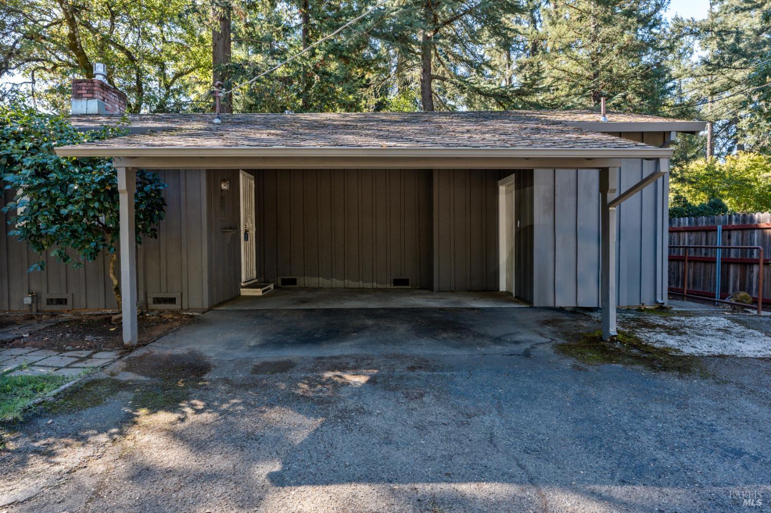 Detail Gallery Image 21 of 23 For 1575 Manzanita Dr, Ukiah,  CA 95482 - 3 Beds | 2/1 Baths