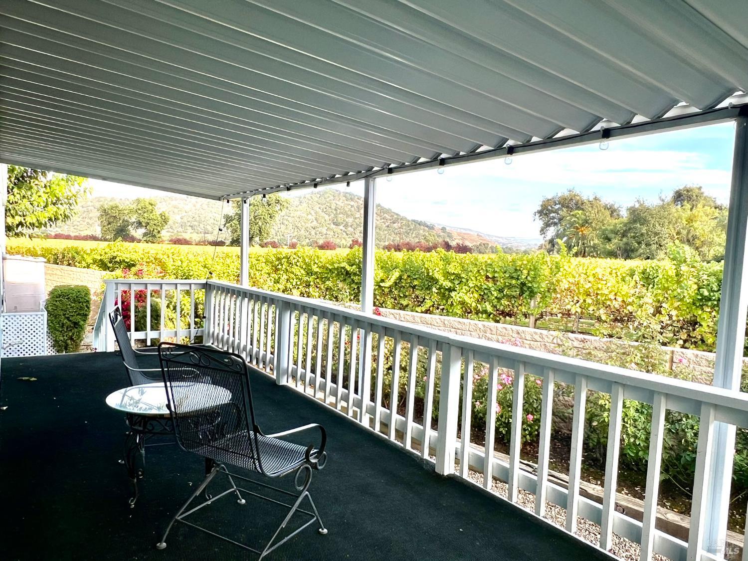 Detail Gallery Image 7 of 28 For 105 Claret Cir, Yountville,  CA 94559 - 2 Beds | 2 Baths