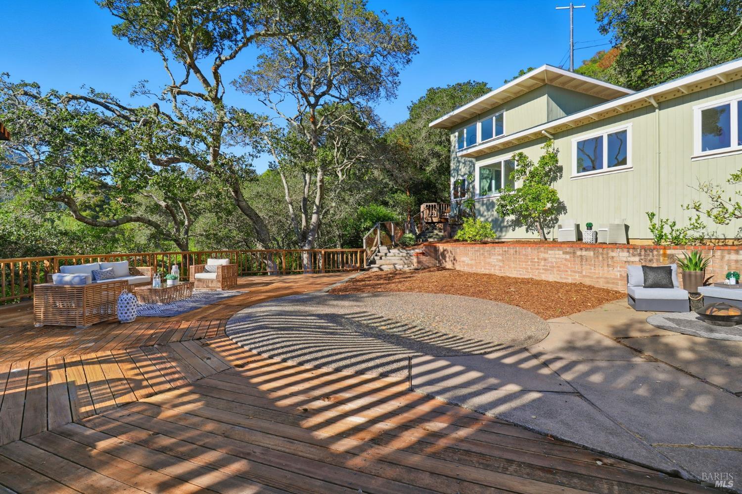 Detail Gallery Image 46 of 54 For 19 Cushing Dr, Mill Valley,  CA 94941 - 4 Beds | 3 Baths