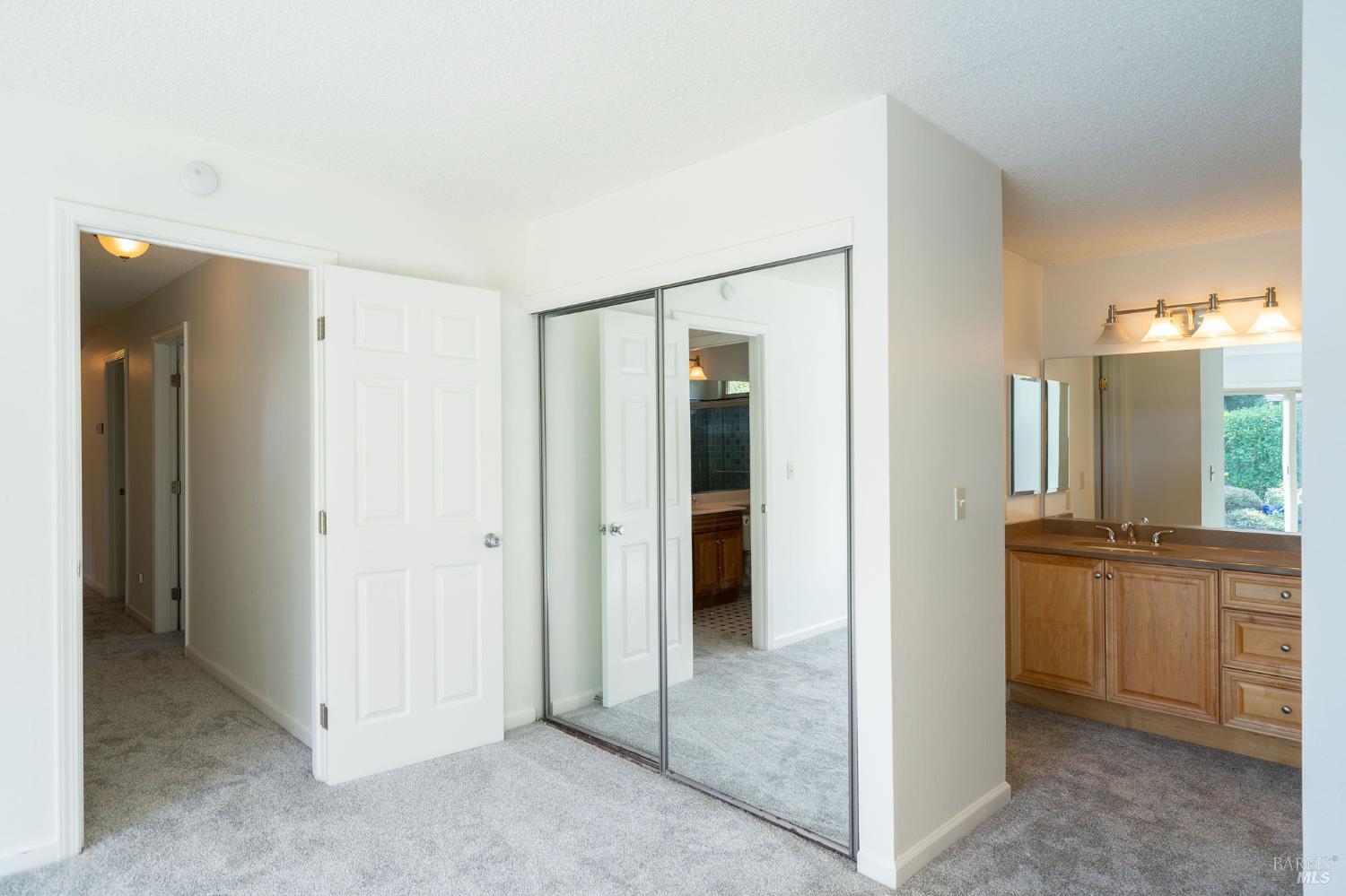 Detail Gallery Image 40 of 64 For 4248 Leafwood Cir, Santa Rosa,  CA 95405 - 3 Beds | 2 Baths