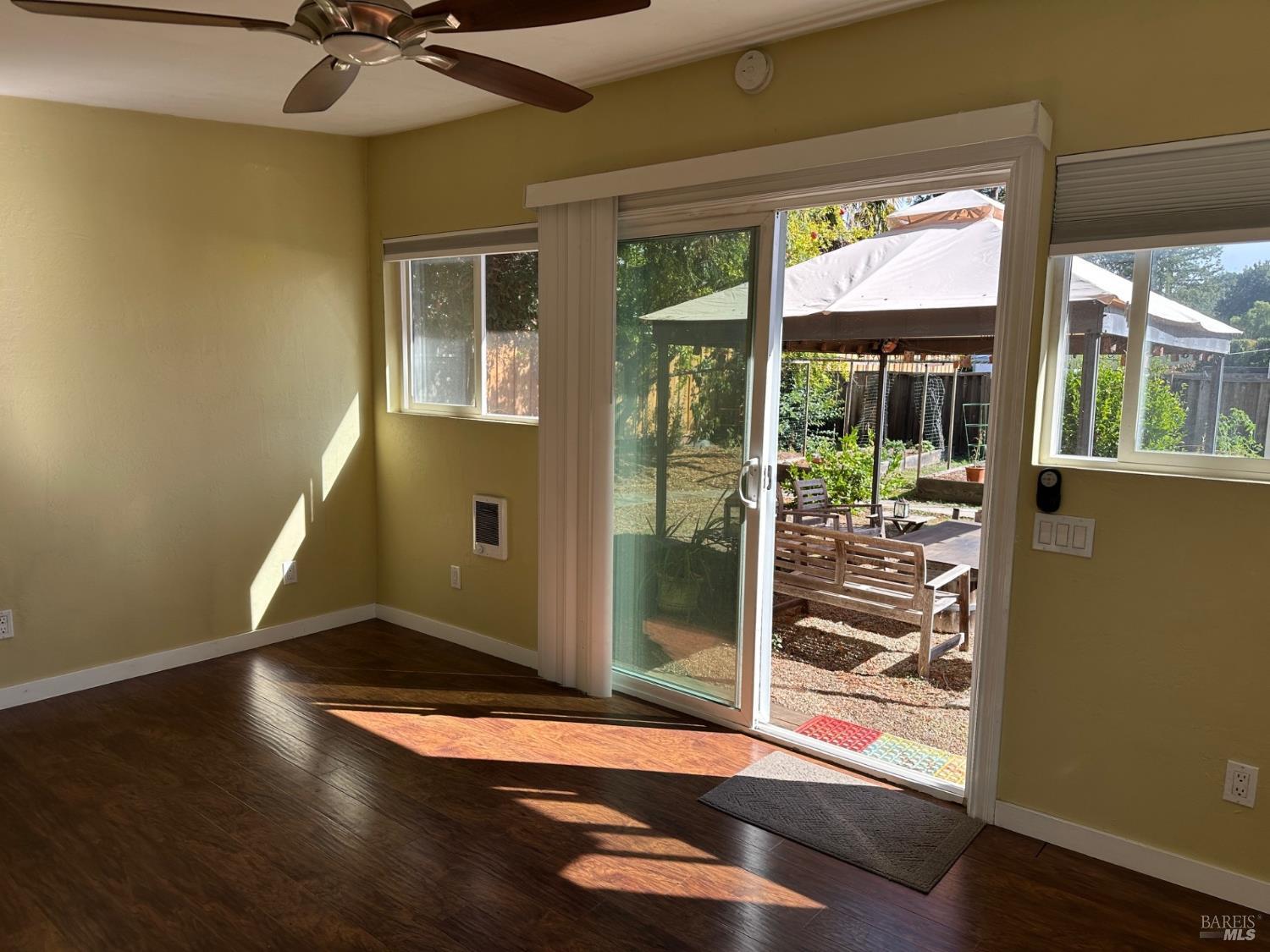 Detail Gallery Image 42 of 45 For 85 San Carlos Way, Novato,  CA 94945 - 4 Beds | 3 Baths