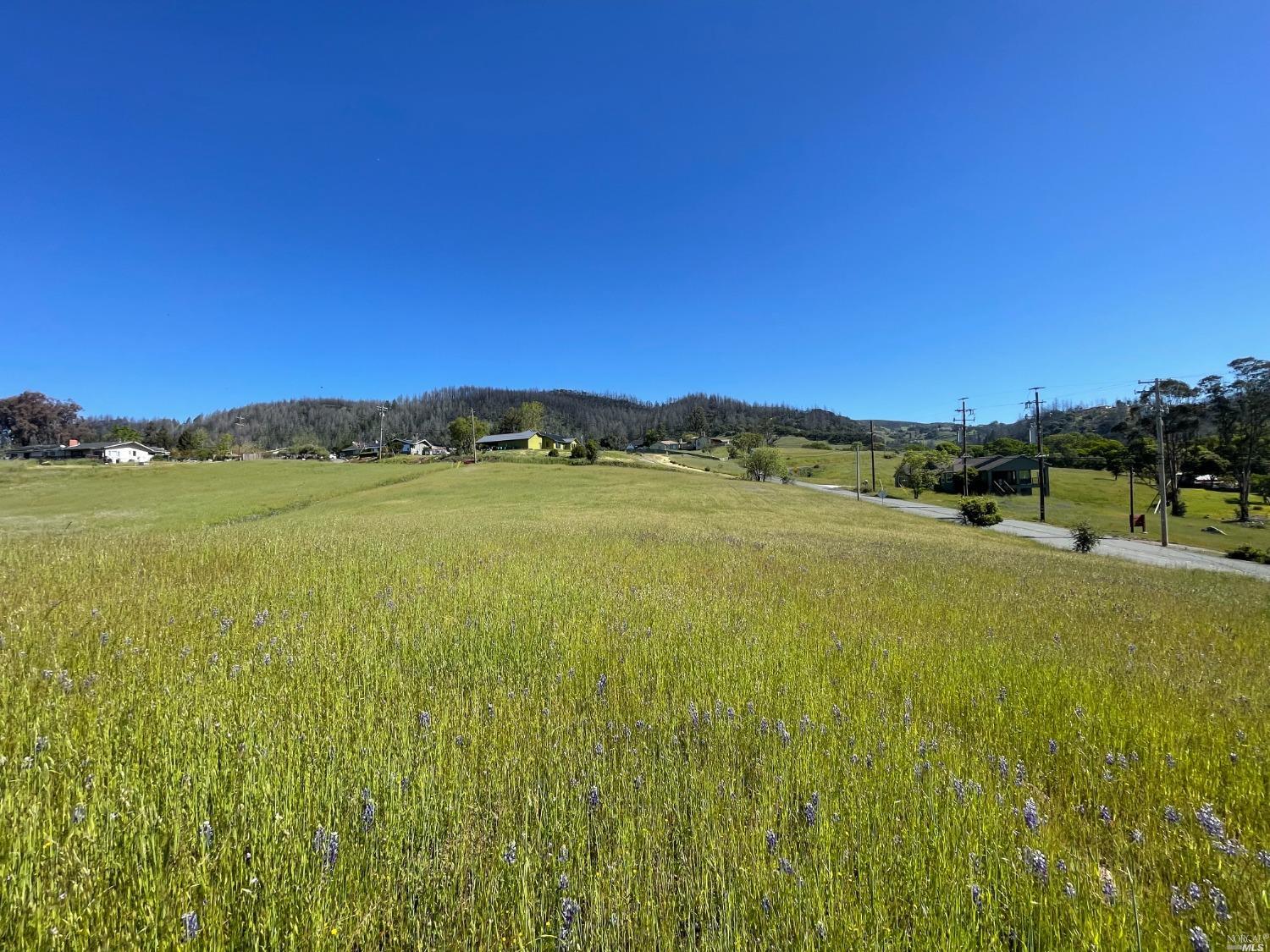 Detail Gallery Image 2 of 17 For 864 Los Alamos Rd, Santa Rosa,  CA 95409 - – Beds | – Baths