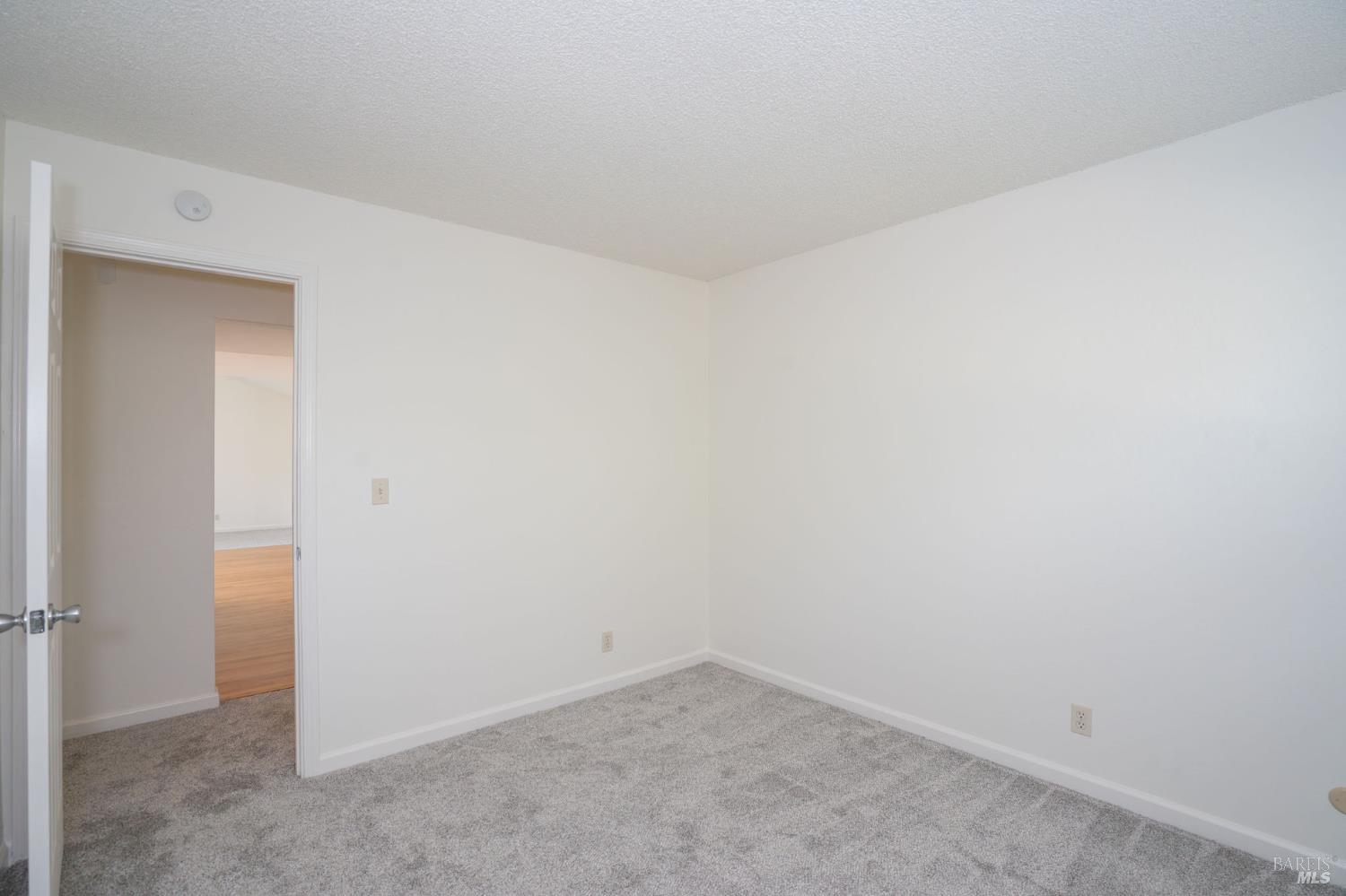 Detail Gallery Image 46 of 64 For 4248 Leafwood Cir, Santa Rosa,  CA 95405 - 3 Beds | 2 Baths