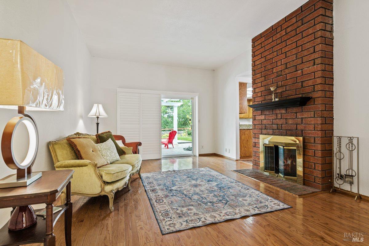 Detail Gallery Image 5 of 24 For 1275 Granada St, Vallejo,  CA 94591 - 3 Beds | 2 Baths