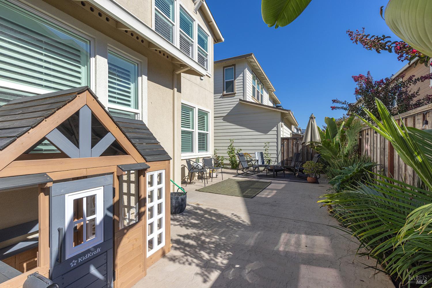 Detail Gallery Image 48 of 49 For 1617 Wildflower Way, Rohnert Park,  CA 94928 - 4 Beds | 2/1 Baths