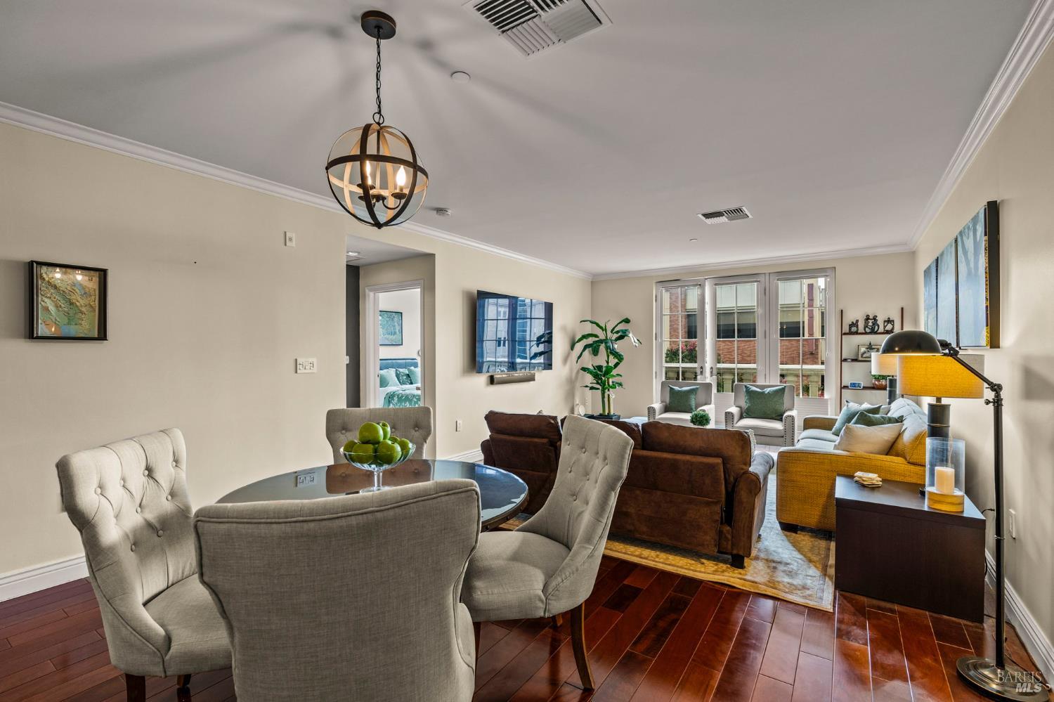 Detail Gallery Image 9 of 26 For 588 Main St #204,  Napa,  CA 94559 - 1 Beds | 1 Baths