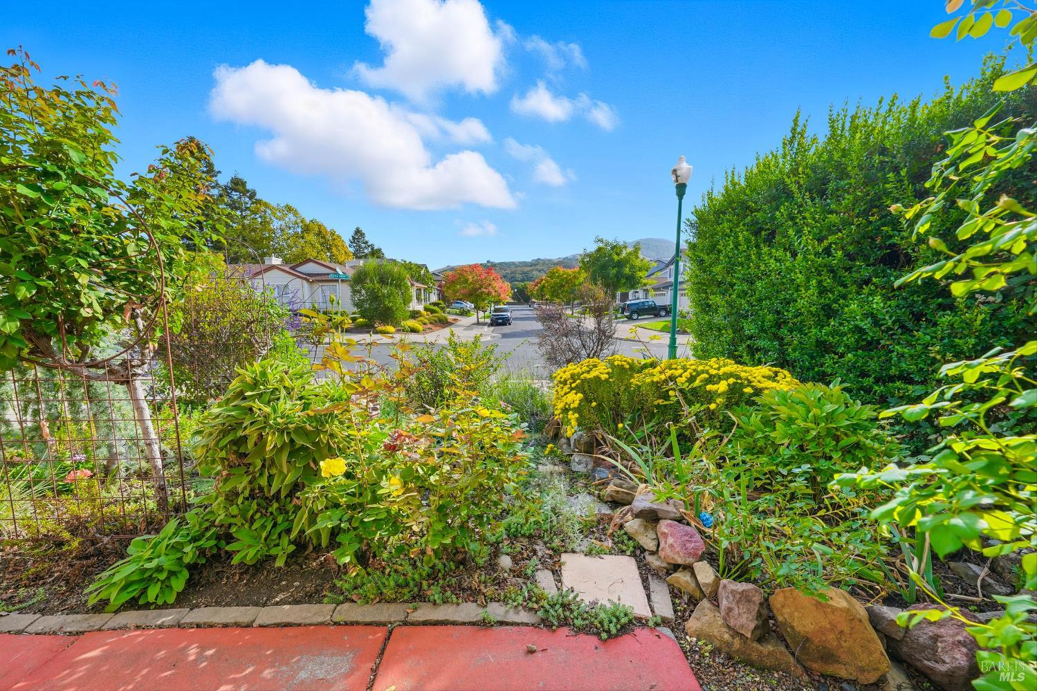 Detail Gallery Image 41 of 59 For 2545 Thistle Creek St, Santa Rosa,  CA 95404 - 3 Beds | 2 Baths