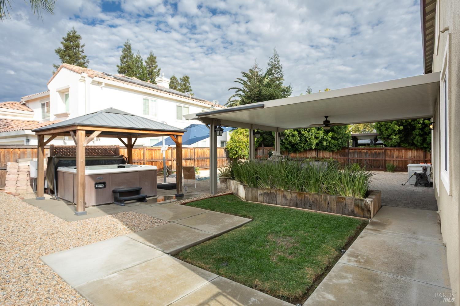 Detail Gallery Image 57 of 68 For 1440 Folsom Downs Cir, Dixon,  CA 95620 - 5 Beds | 3/1 Baths