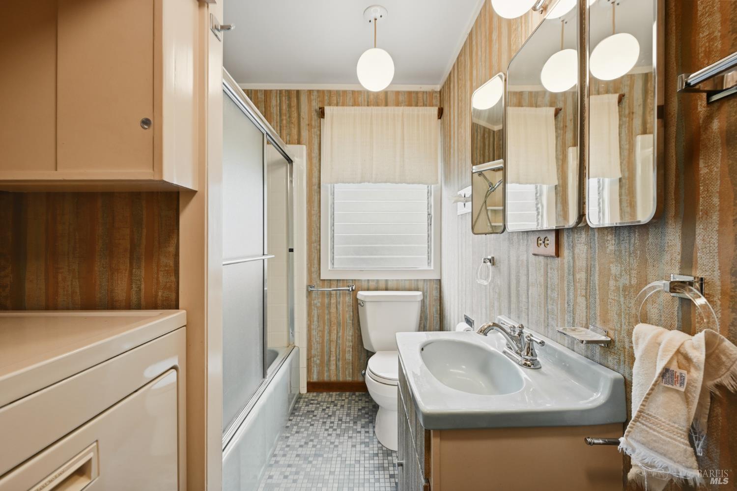 Detail Gallery Image 29 of 43 For 666 Redwood Ave, Corte Madera,  CA 94925 - 3 Beds | 2 Baths