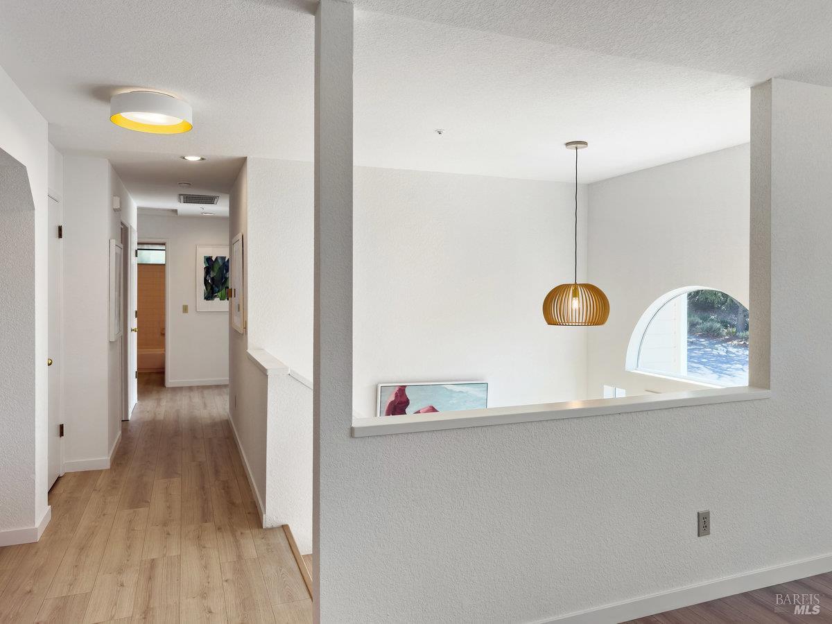 Detail Gallery Image 7 of 47 For 213 Deborah Ct, Novato,  CA 94949 - 4 Beds | 3 Baths