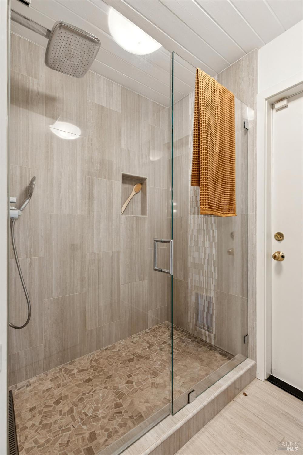 Detail Gallery Image 38 of 68 For 20 Crecienta Dr, Sausalito,  CA 94965 - 3 Beds | 2 Baths