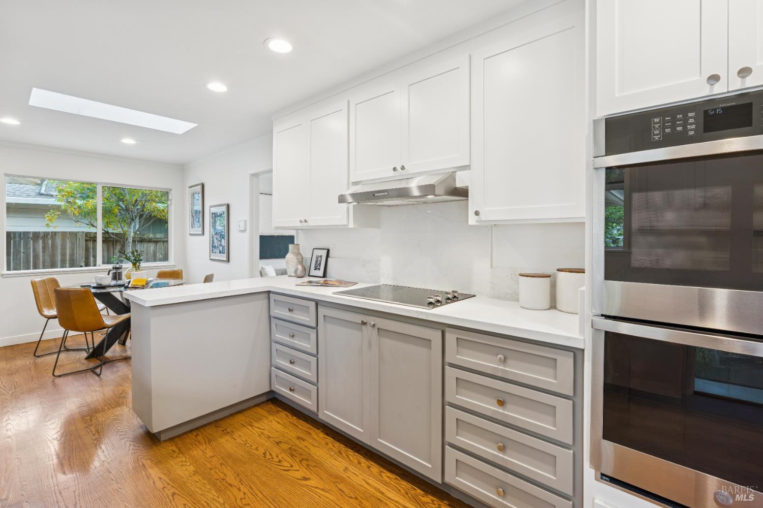 Detail Gallery Image 15 of 57 For 24 Bonnie Banks Way, San Rafael,  CA 94901 - 4 Beds | 3/1 Baths