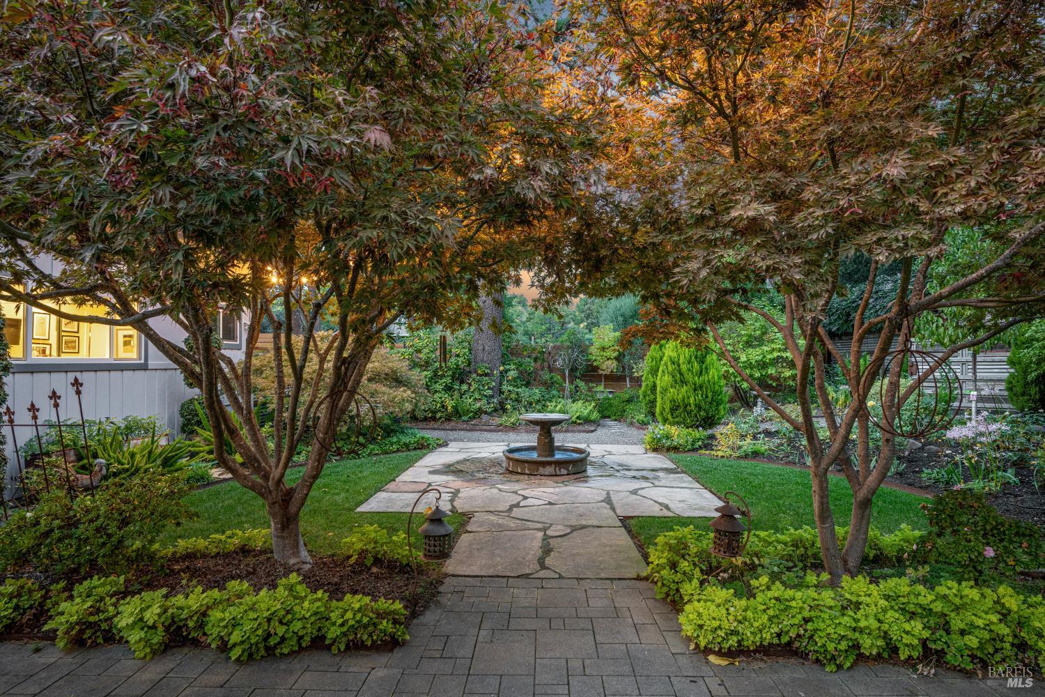 Detail Gallery Image 4 of 63 For 1030 Yell Ln, Glen Ellen,  CA 95442 - 3 Beds | 3 Baths