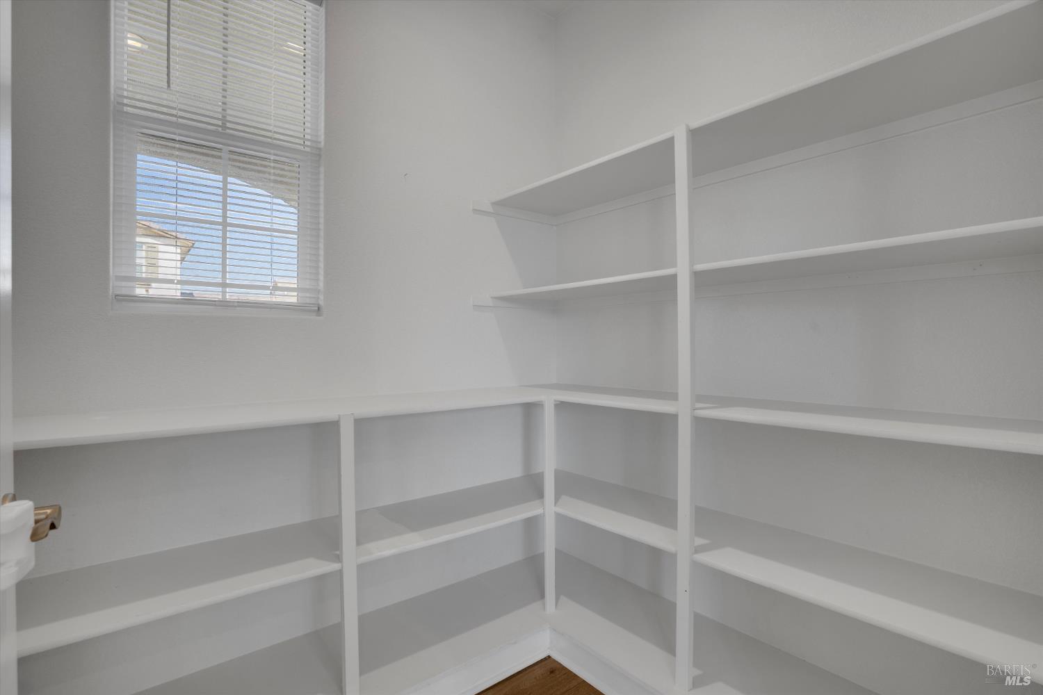 Detail Gallery Image 16 of 34 For 567 Datura Dr, Vacaville,  CA 95687 - 3 Beds | 2/1 Baths