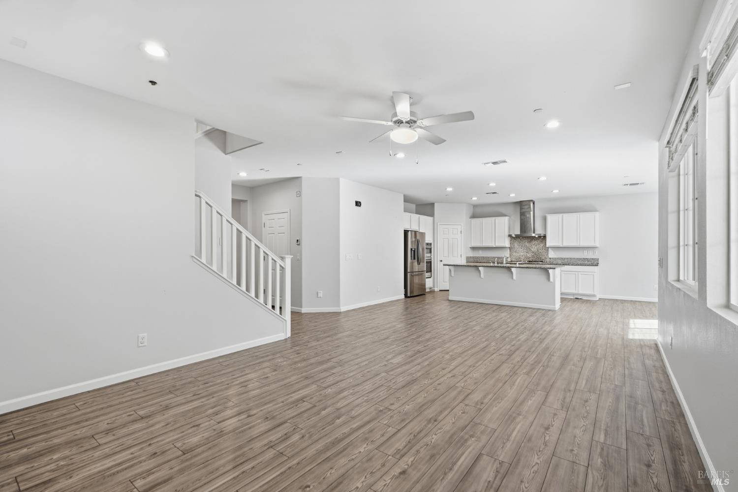 Detail Gallery Image 7 of 46 For 2008 Karen Pl, Rohnert Park,  CA 94928 - 5 Beds | 3 Baths