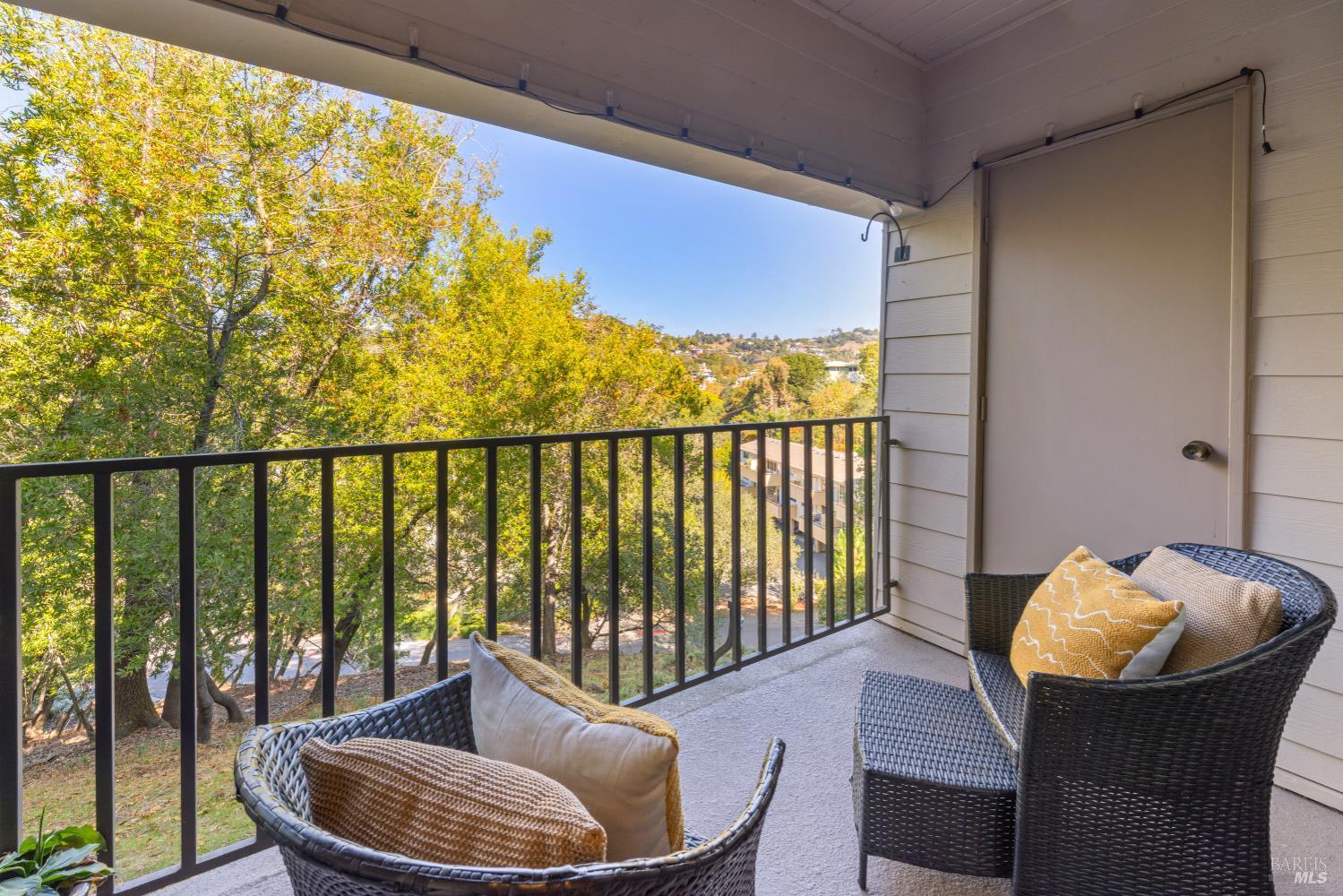 Detail Gallery Image 24 of 29 For 643 via Casitas Way, Greenbrae,  CA 94904 - 2 Beds | 2 Baths