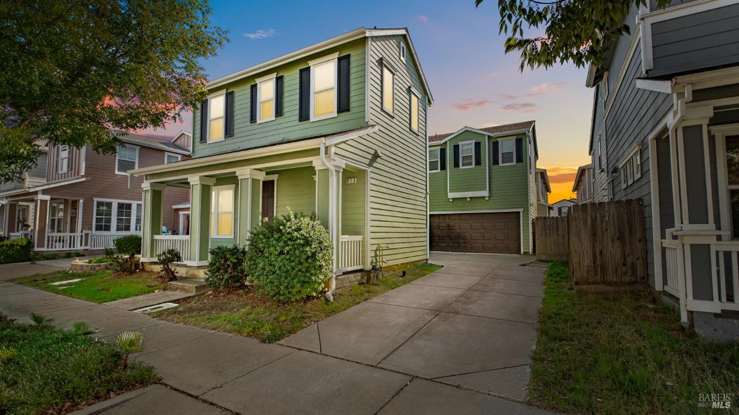 Detail Gallery Image 2 of 40 For 915 Liberty Dr, Suisun City,  CA 94585 - 4 Beds | 2/1 Baths