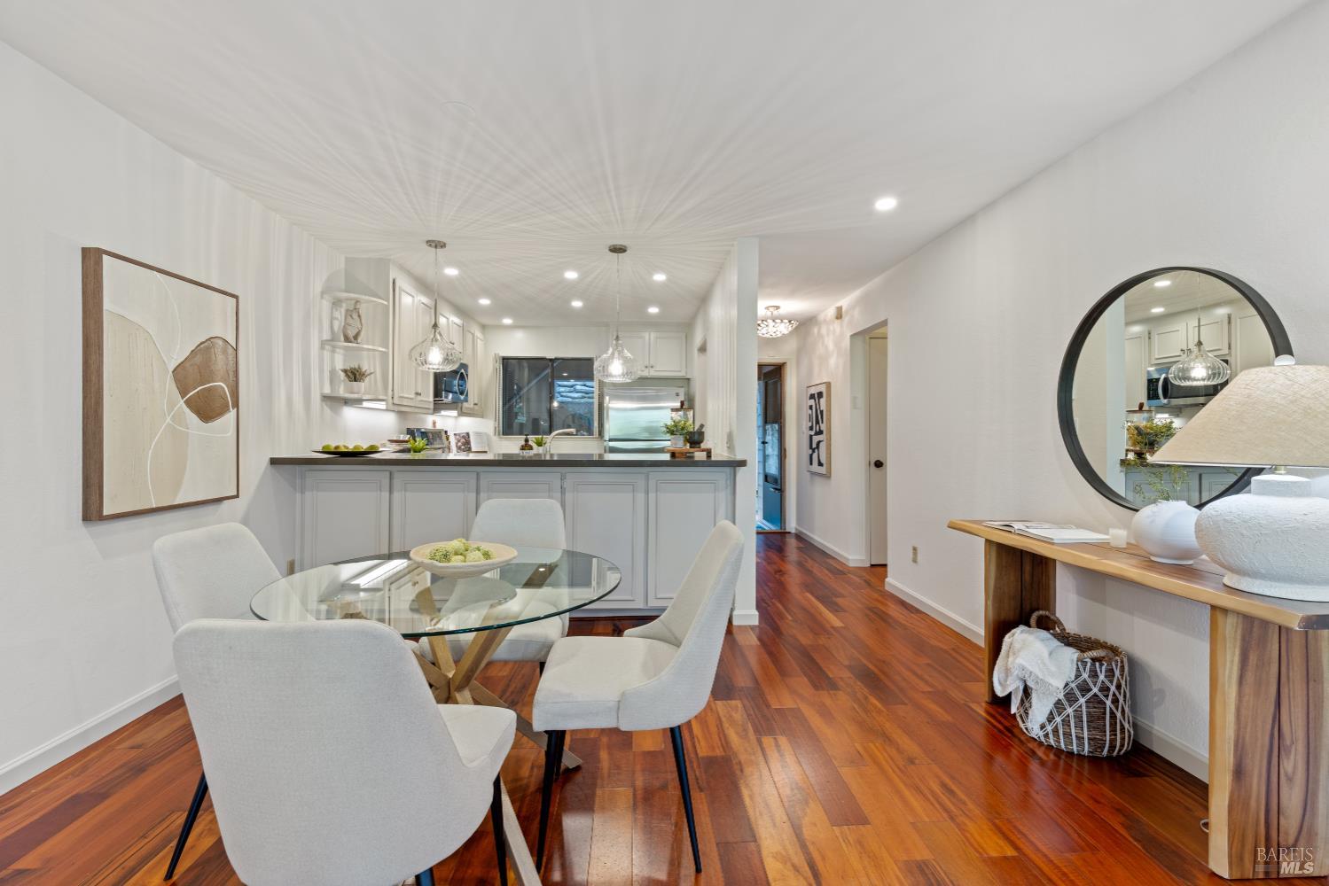 Detail Gallery Image 13 of 29 For 643 via Casitas Way, Greenbrae,  CA 94904 - 2 Beds | 2 Baths