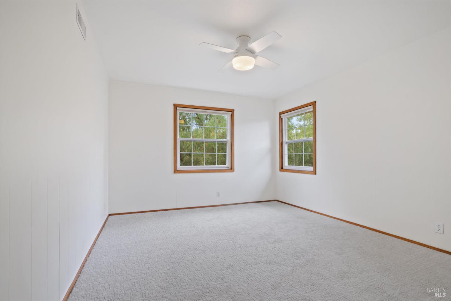 Detail Gallery Image 18 of 30 For 811 D St, Petaluma,  CA 94952 - 4 Beds | 3 Baths