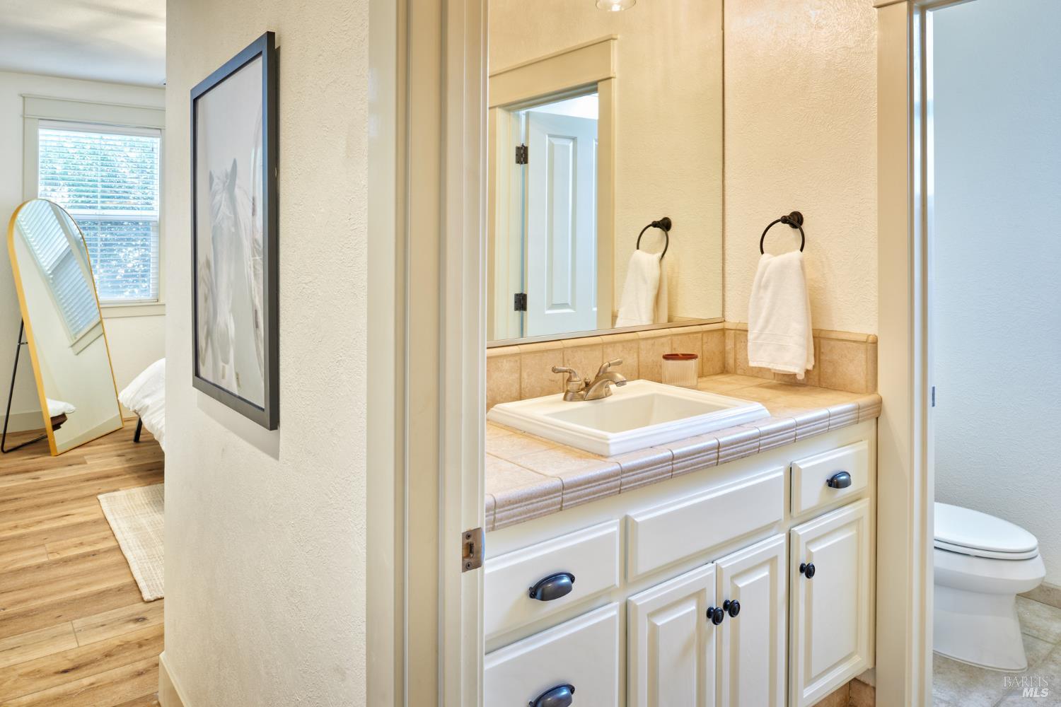 Detail Gallery Image 32 of 71 For 125 Savannah Way, Windsor,  CA 95492 - 5 Beds | 5 Baths