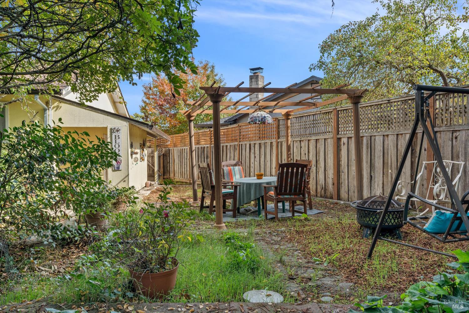 Detail Gallery Image 20 of 25 For 2320 Masterson Ct, Santa Rosa,  CA 95403 - 3 Beds | 2 Baths