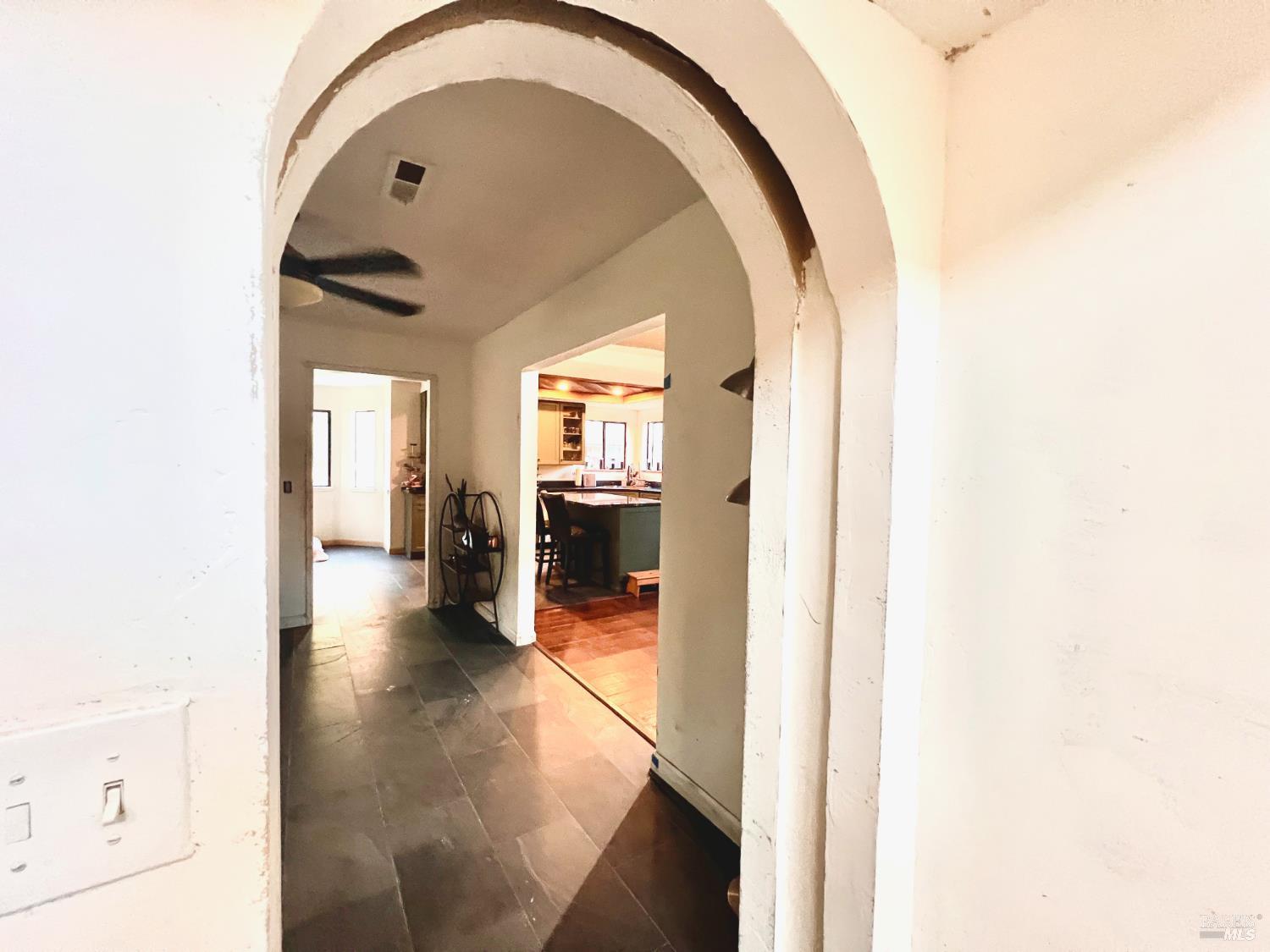 Detail Gallery Image 6 of 25 For 46720 Fox Rock Rd, Laytonville,  CA 95454 - 4 Beds | 3 Baths