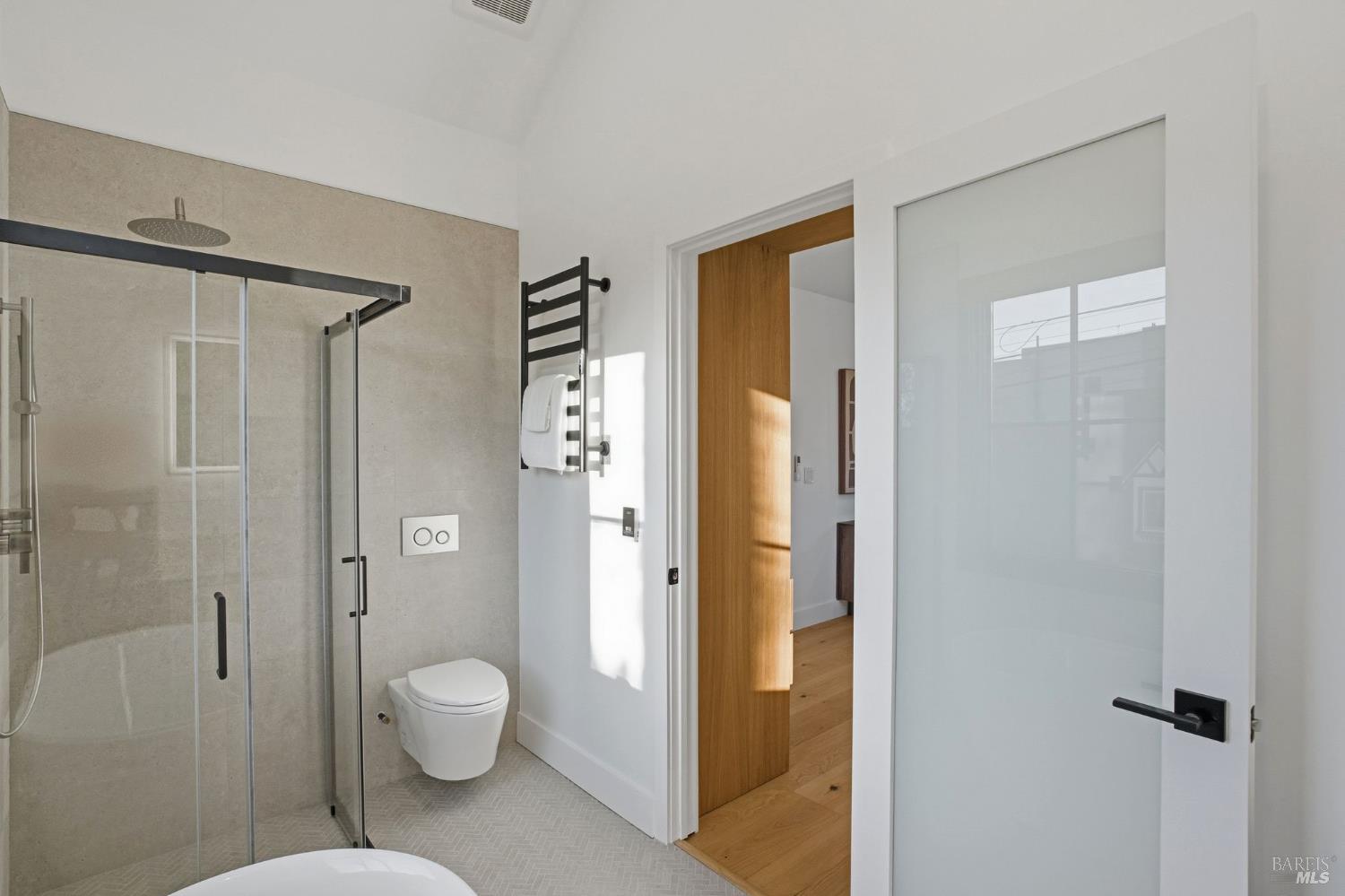 Detail Gallery Image 22 of 34 For 3021 Bateman St, Berkeley,  CA 94705 - 3 Beds | 2/1 Baths