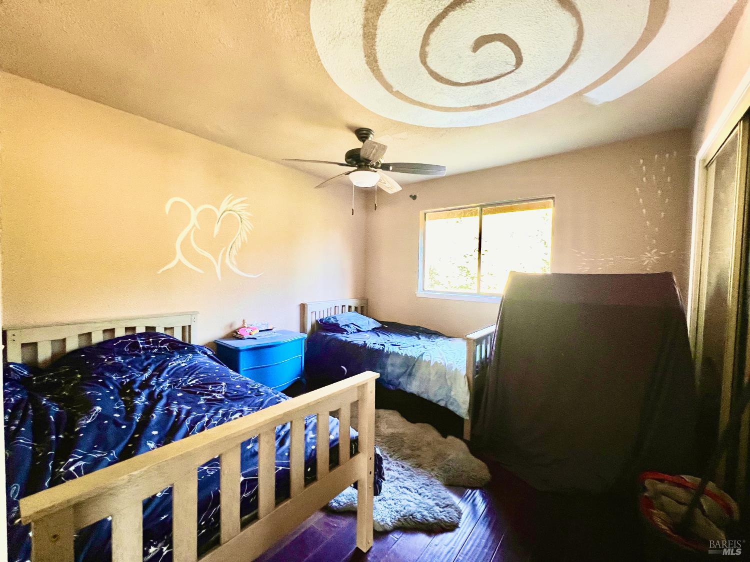 Detail Gallery Image 18 of 25 For 46720 Fox Rock Rd, Laytonville,  CA 95454 - 4 Beds | 3 Baths