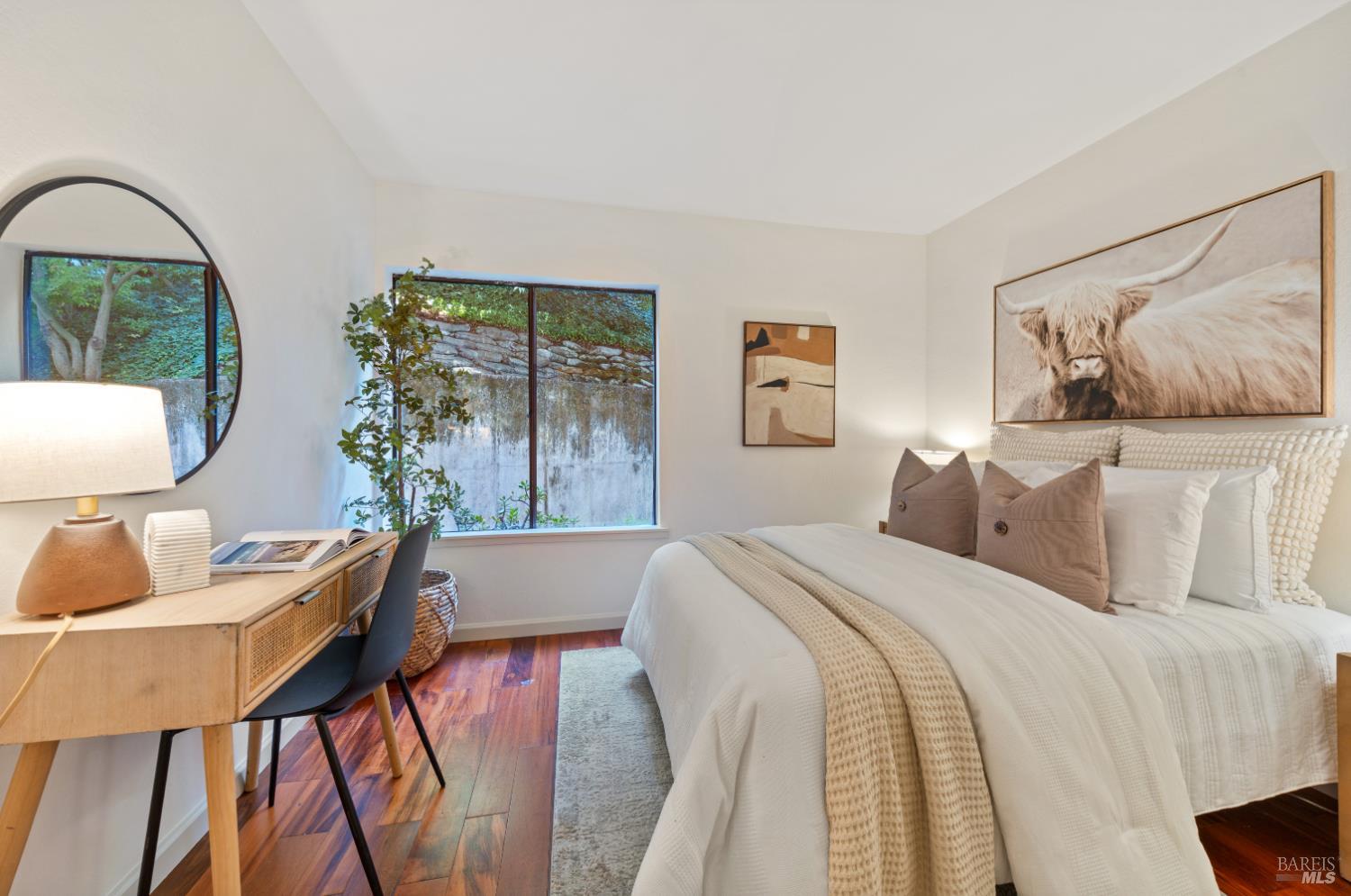 Detail Gallery Image 20 of 29 For 643 via Casitas Way, Greenbrae,  CA 94904 - 2 Beds | 2 Baths