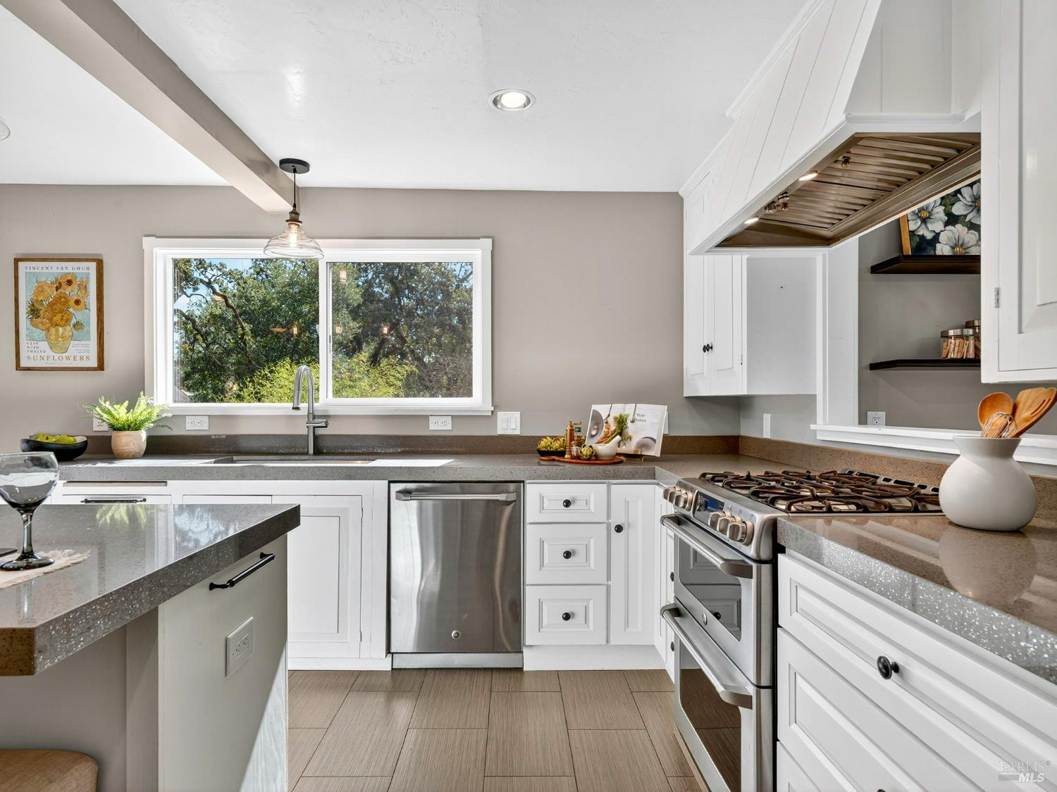 Detail Gallery Image 14 of 66 For 4894 Wagon Wheel Ln, Santa Rosa,  CA 95409 - 2 Beds | 2 Baths