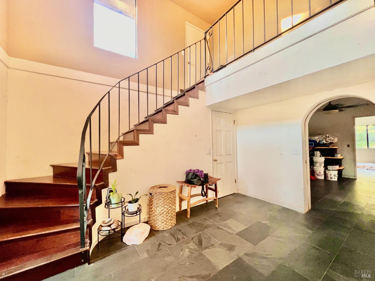 Detail Gallery Image 5 of 25 For 46720 Fox Rock Rd, Laytonville,  CA 95454 - 4 Beds | 3 Baths